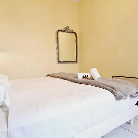 Conseil Immo - Heart Of Cannes, 2 Rooms, 2 Bathrooms In Front Of Old Port -els- Cannes