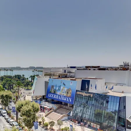 Conseil Immo - Heart Of Cannes, 2 Rooms, 2 Bathrooms In Front Of Old Port -els- Cannes